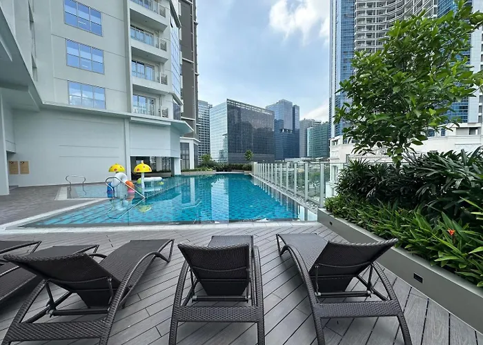 The Cornerstone: Charming 3br W/ Washer Uptown Bgc Apartamento *