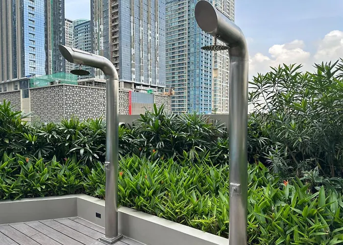 The Cornerstone: Charming 3br W/ Washer Uptown Bgc Manila