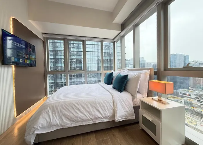 The Cornerstone: Charming 3br W/ Washer Uptown Bgc *