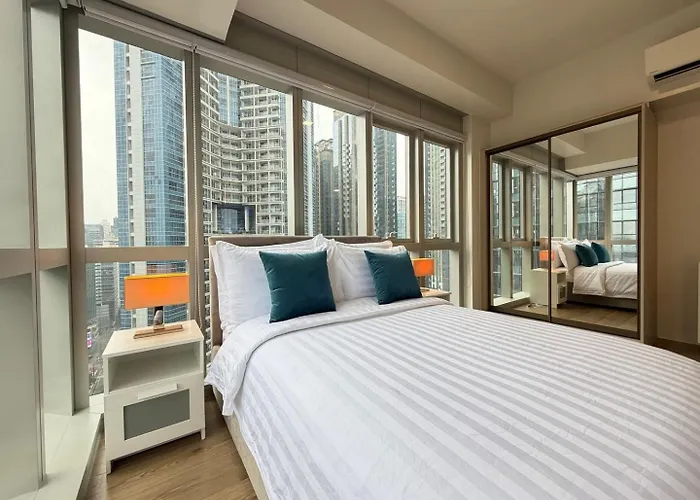 Apartamento The Cornerstone: Charming 3br W/ Washer Uptown Bgc *